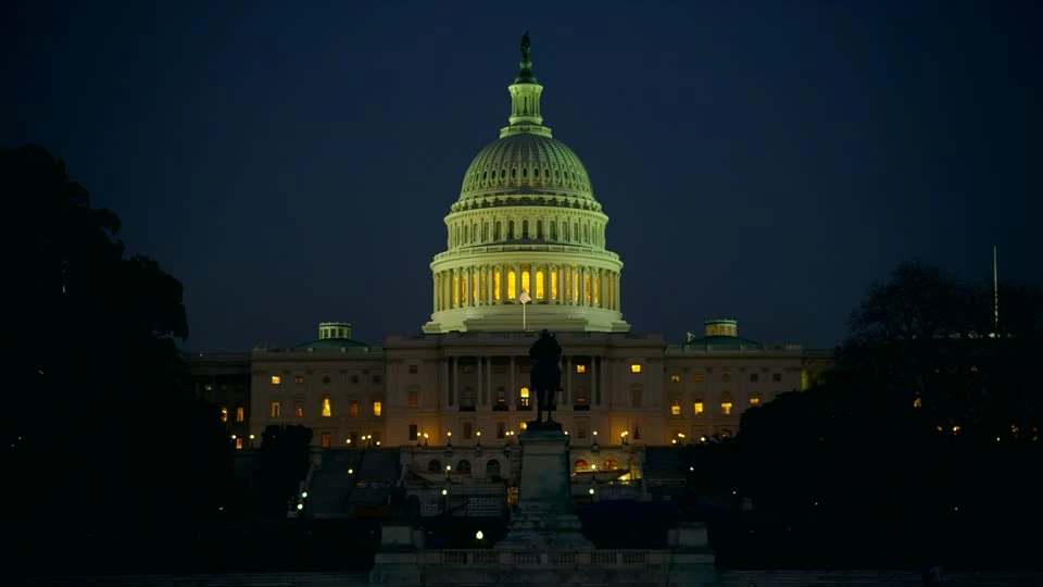 Εκρηκτικοί μηχανισμοί σε Κλίντον, Ομπάμα, Λ. Οίκο και CNN – Συναγερμός στις ΗΠΑ – Σκηνικό σύγκρουσης: Οι Δημοκρατικοί κατηγορούν τους Ρεπουμπλικανούς για τα «τρομοδέματα»